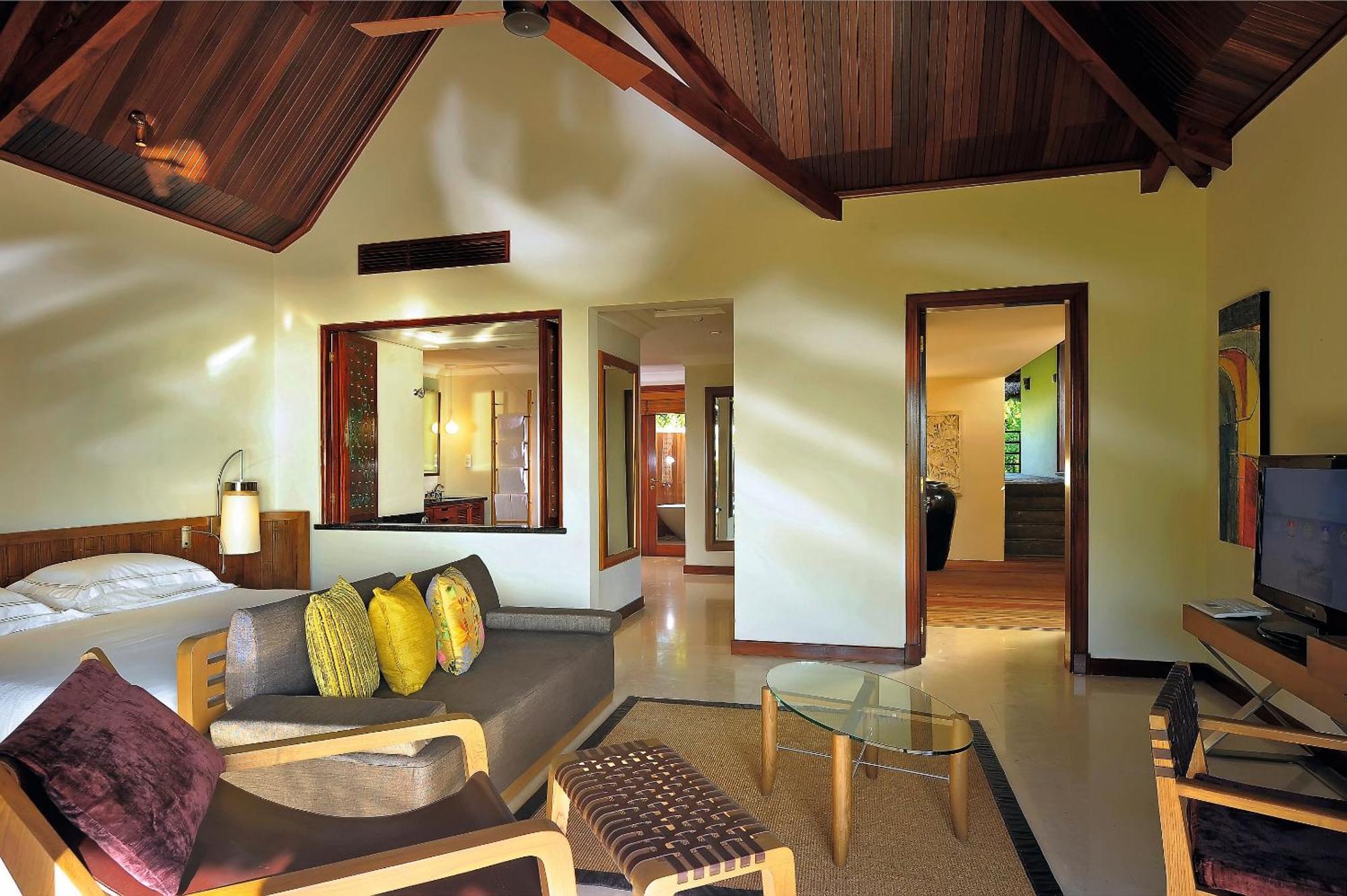 Constance Lemuria Grand Anse  Exterior foto A suite at the Taj Bengal